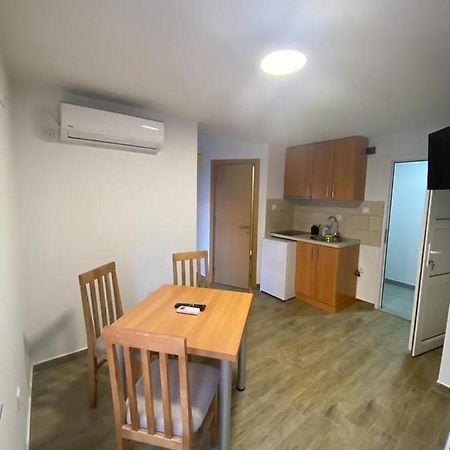 Vila Lena Apartment Bela Crkva  Luaran gambar